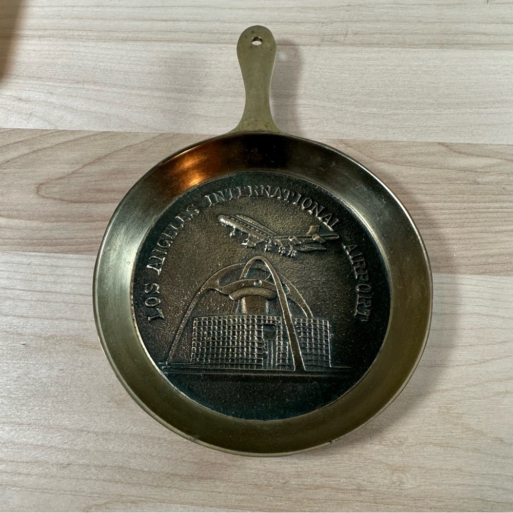 Vintage Collectors Souvenir Los Angeles International Airport "Pan"